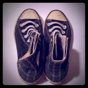 Well loved converse high top sneaker